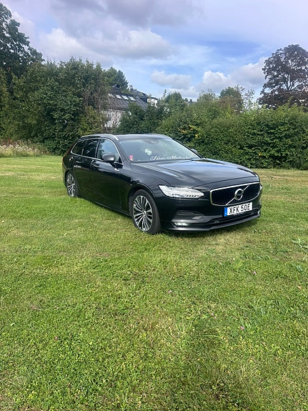 Volvo V90 2 of 13
