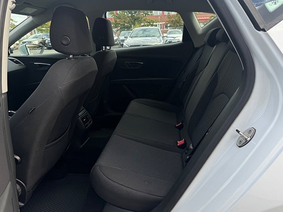 Seat Leon 11 of 15