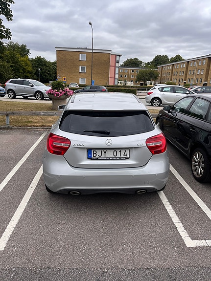 Mercedes-Benz A180 8 of 8
