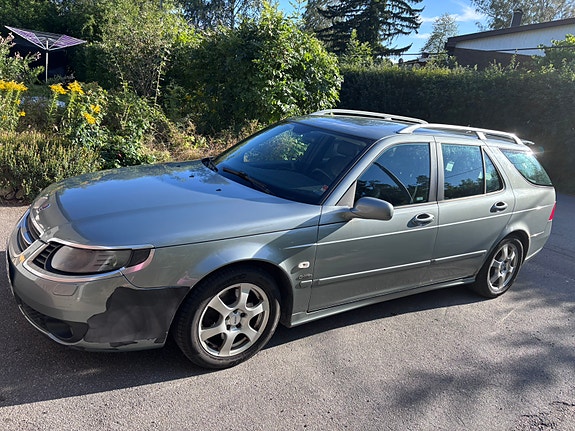 Saab 9-5 3 of 9