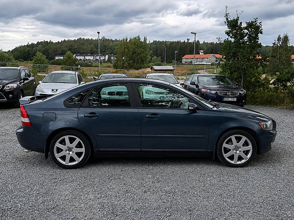 Volvo S40 6 of 17