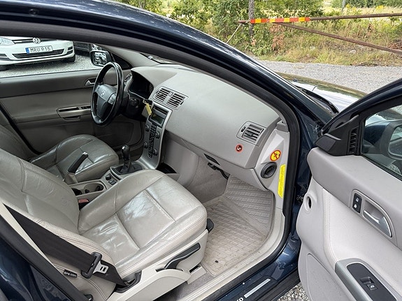 Volvo S40 16 of 17