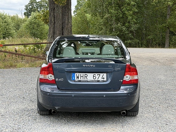 Volvo S40 8 of 17