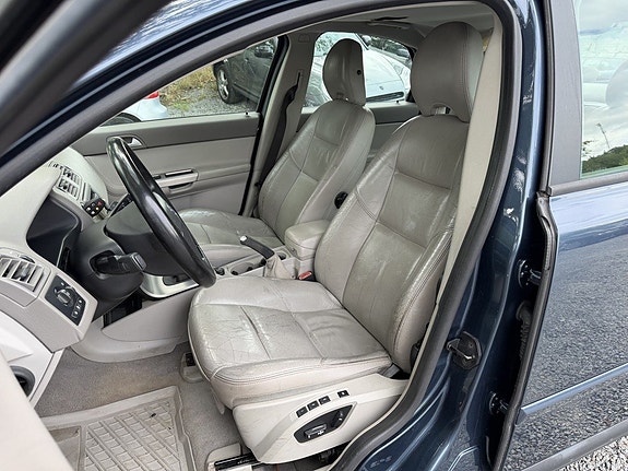 Volvo S40 11 of 17