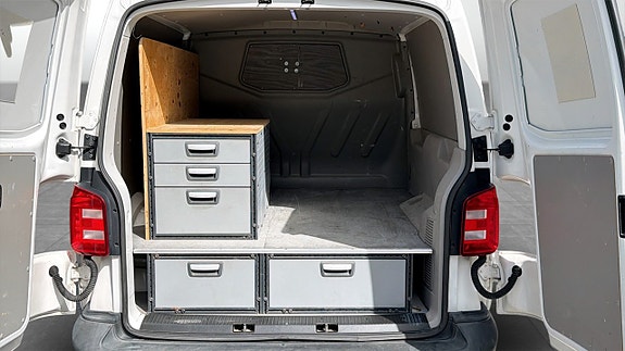 Volkswagen Transporter 10 of 10