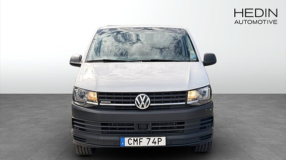 Volkswagen Transporter 8 of 10