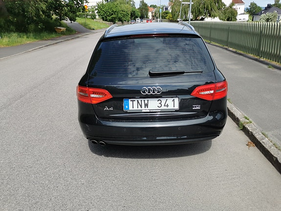 Audi A4 4 of 10