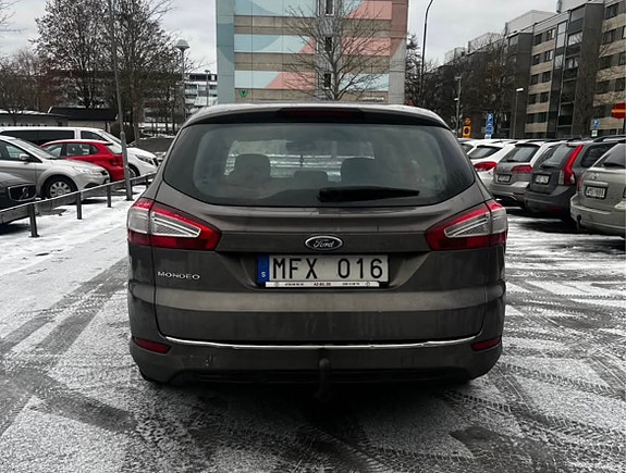 Ford Mondeo 5 of 6