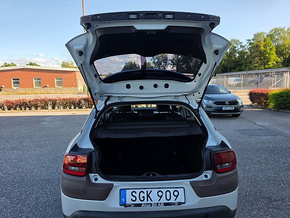 Citroen C4 Cactus 12 of 25
