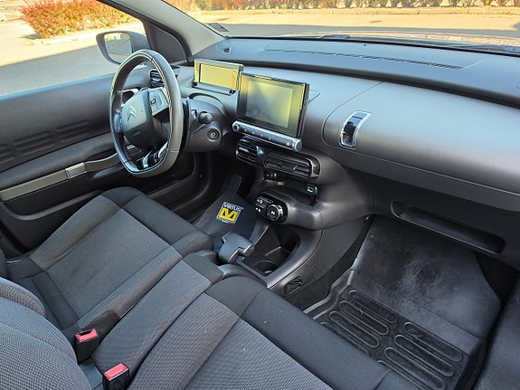 Citroen C4 Cactus 8 of 25