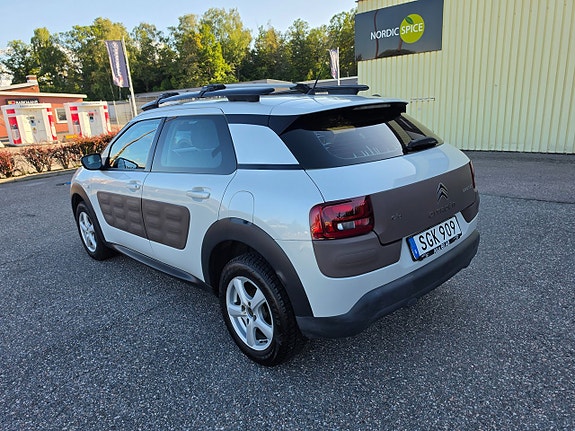 Citroen C4 Cactus 4 of 25