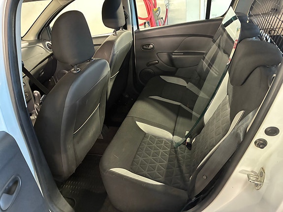 Dacia Sandero Stepway 5 of 8