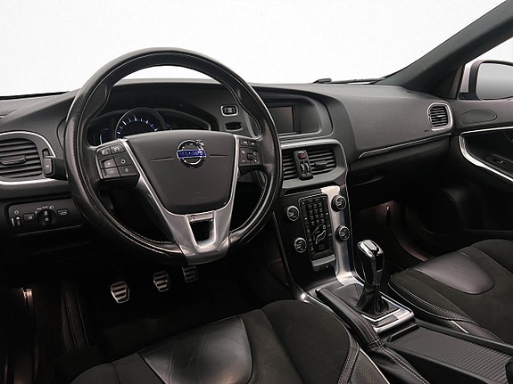 Volvo V40 10 of 20
