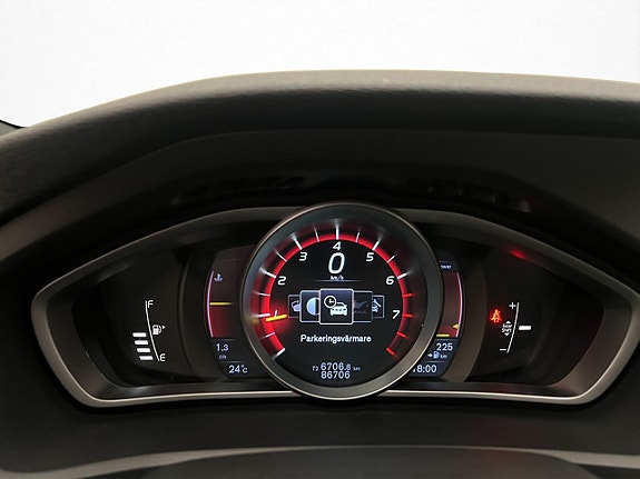 Volvo V40 14 of 20