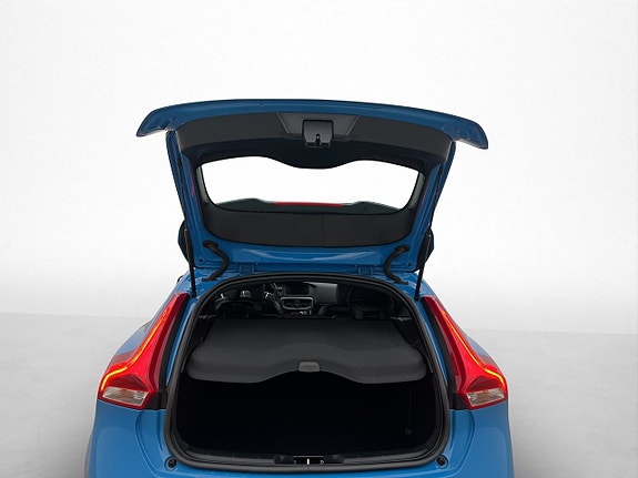 Volvo V40 20 of 20