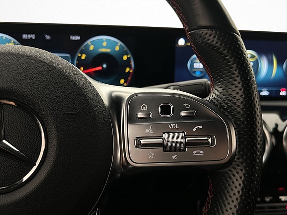Mercedes-Benz CLA200 17 of 26