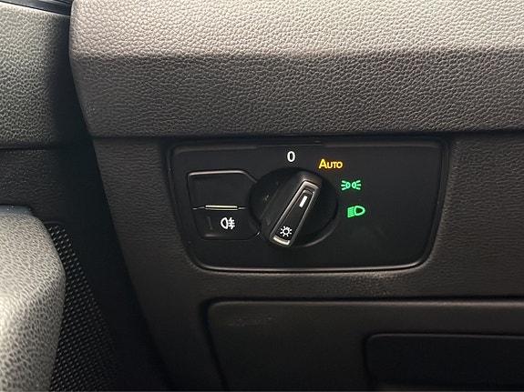 Volkswagen Passat 24 of 26