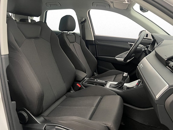 Audi Q3 11 of 28