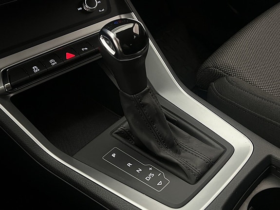 Audi Q3 23 of 28