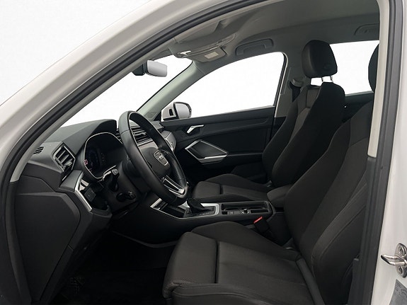 Audi Q3 9 of 28