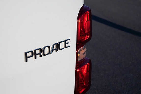 Toyota Proace 16 of 23