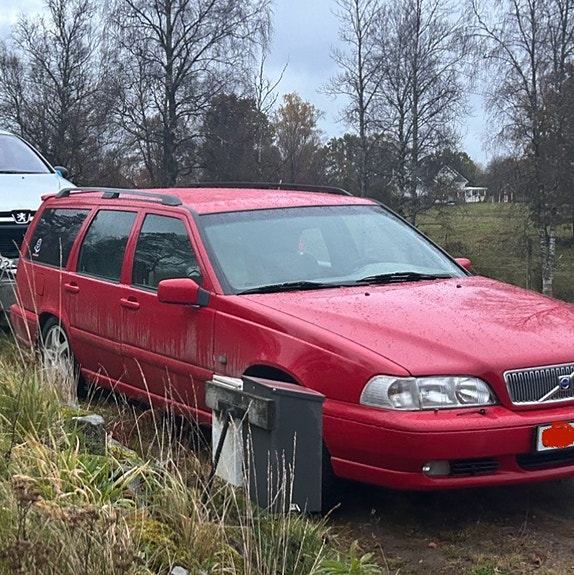 Volvo V70 4 of 4