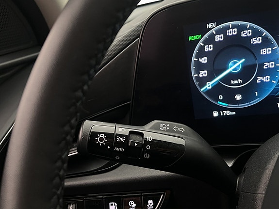 Kia Niro 25 of 28