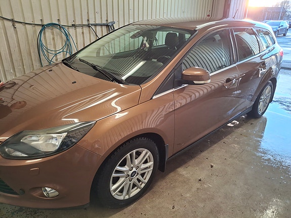 Ford Focus 3 of 9