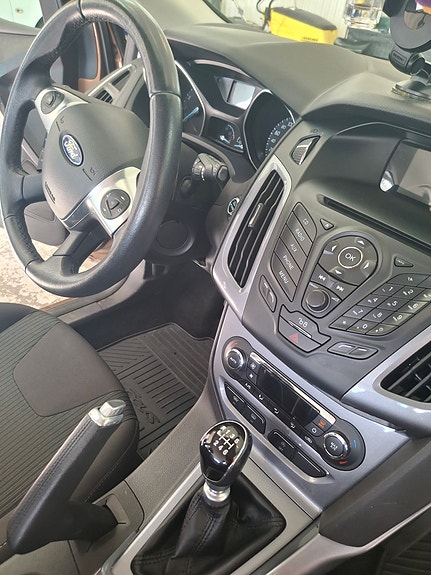 Ford Focus 4 of 9