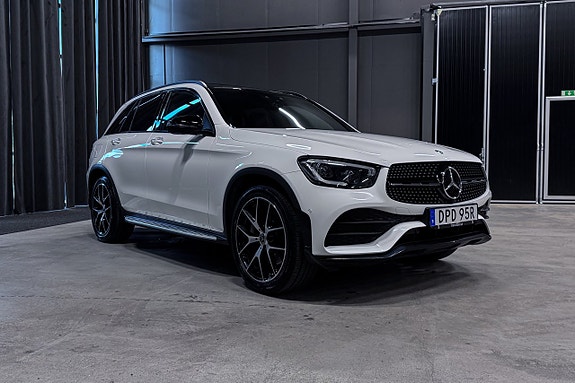 Mercedes-Benz GLC300 d 8 of 20