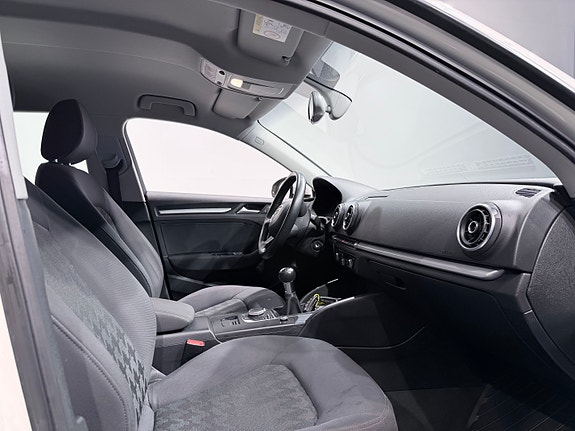 Audi A3 3 of 5