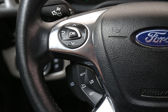Ford Transit Connect 15 of 20