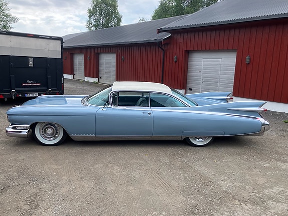 Cadillac Eldorado Seville 2 of 4