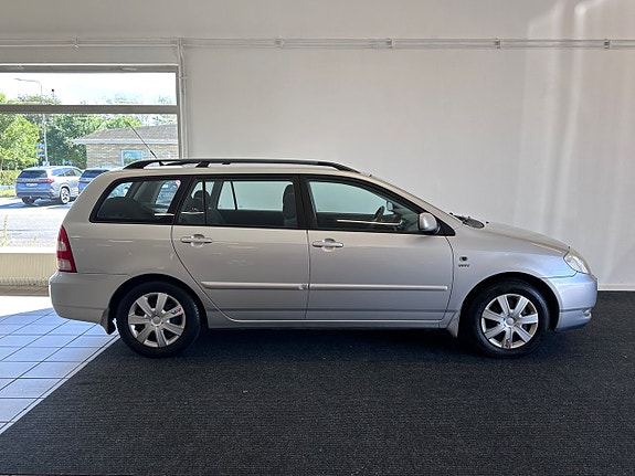 Toyota Corolla 6 of 17