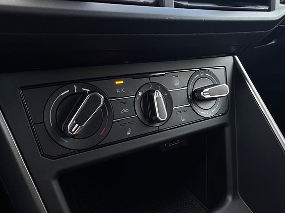Volkswagen Polo 16 of 20