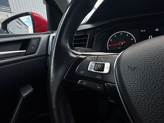 Volkswagen Polo 8 of 20