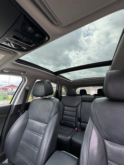 Kia Sorento 13 of 17