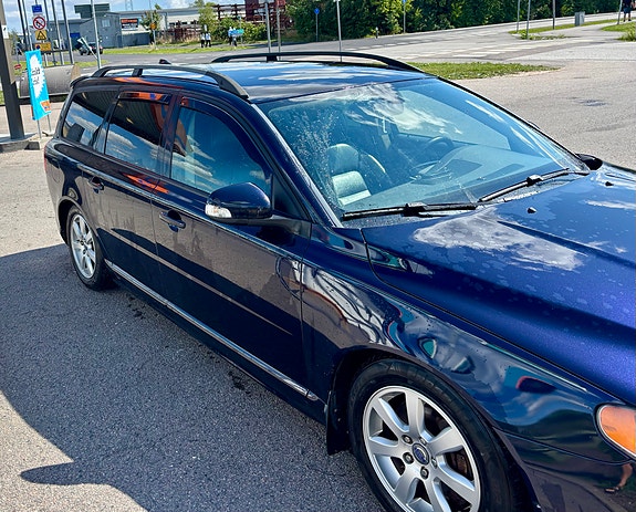 Volvo V70 11 of 11
