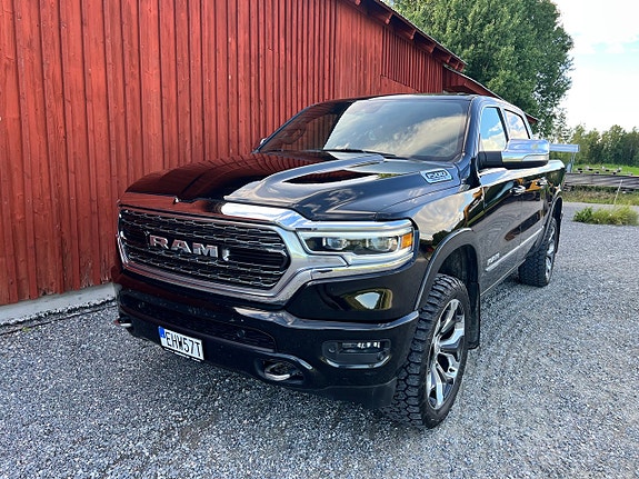 Dodge RAM 1500 13 of 27