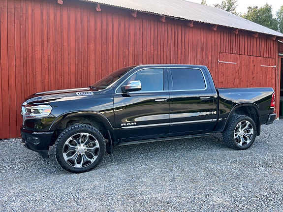 Dodge RAM 1500 11 of 27