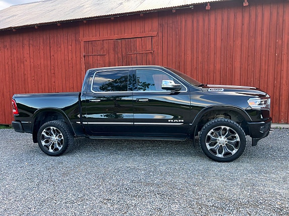 Dodge RAM 1500 4 of 27