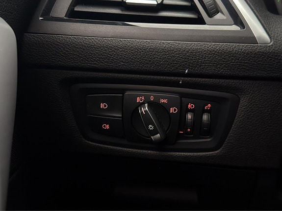 BMW 120i 24 of 29
