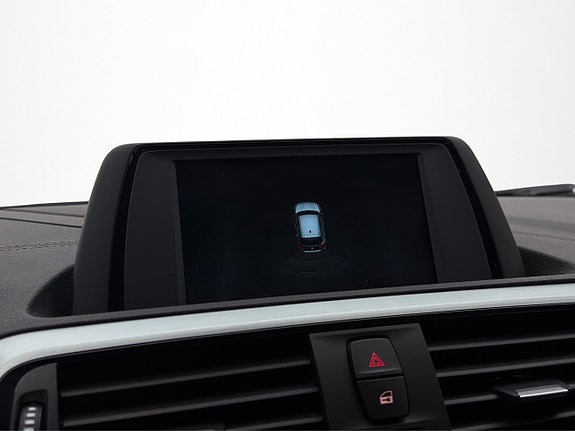 BMW 120i 21 of 29