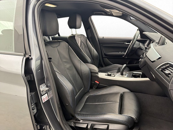 BMW 120i 14 of 29