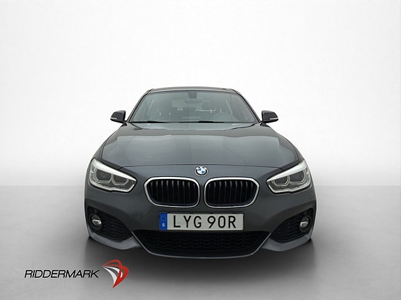 BMW 120i 2 of 29