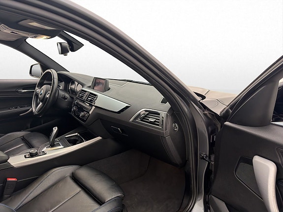 BMW 120i 15 of 29