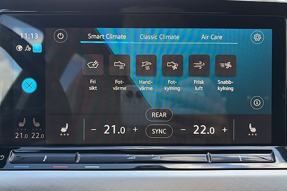 Volkswagen Golf VIII 18 of 24
