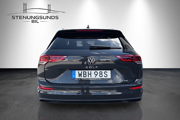 Volkswagen Golf VIII 4 of 24