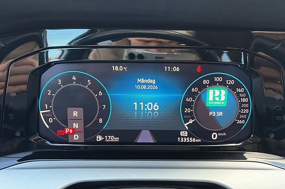 Volkswagen Golf VIII 12 of 24