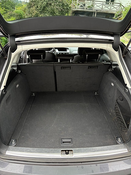 Audi A4 9 of 9